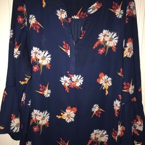 XL Floral blouse
